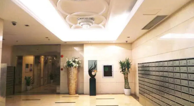Huijia Apartment Dongmen Shop
