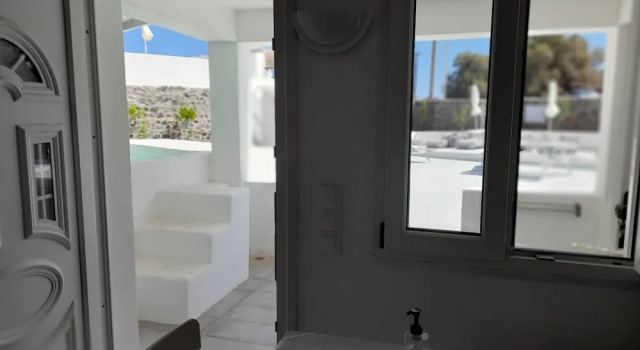 Люкс Luxury Sea paradise villas - Seaside & private jacuzzi