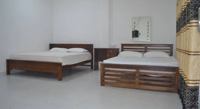 White Palace & Nice Place, Забронировать Отель Отели Района Полоннарува 3 звезды, 3*