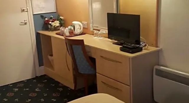 Номер Standard Tower Hotel