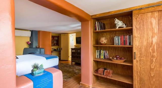 Полулюкс Inn of the Turquoise Bear