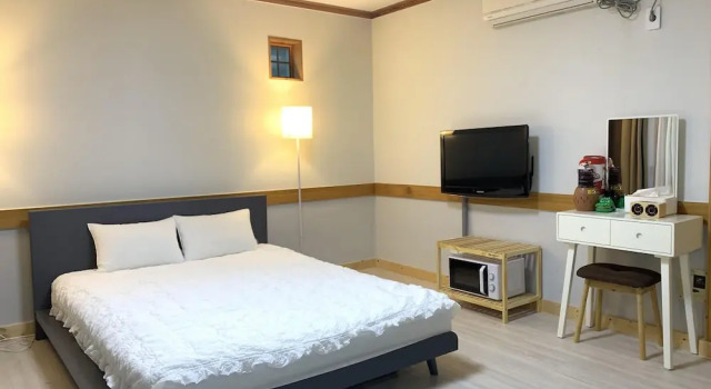 Номер Standard c 1 комнатой с балконом Gyeongju Cabinhouse