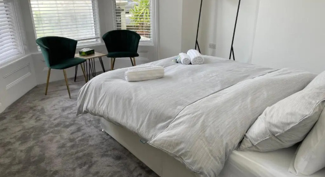 Spacious 2-bed Apartment With Free Parking, Забронировать Апартаменты/квартира Апартаменты Исторического графства Суссекса, Апартаменты/квартира