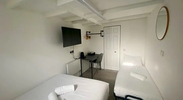 Трёхместный номер Economy Anchor Guest House