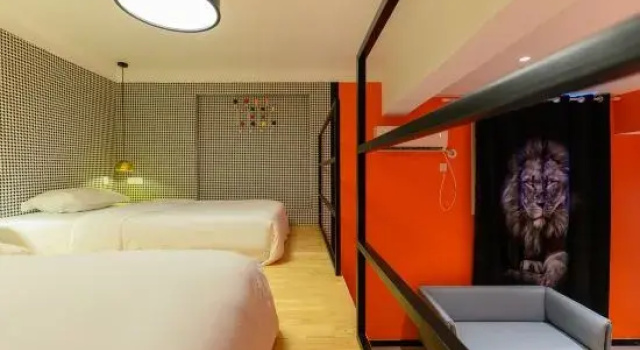Кровать в общем номере Tiaofangzi Homestay
