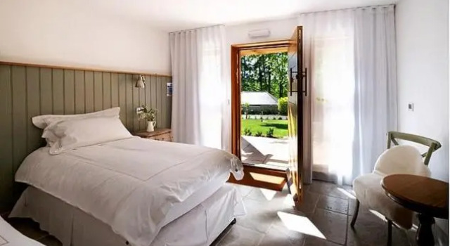 Номер Deluxe Watership Down Inn
