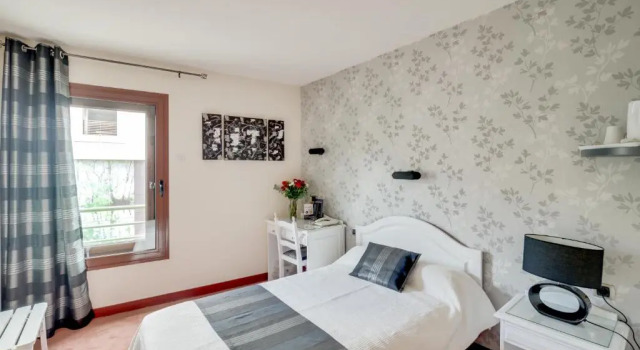 Номер Standard Contact Hôtel Des Deux Moulins Limoges, Proche de la gare