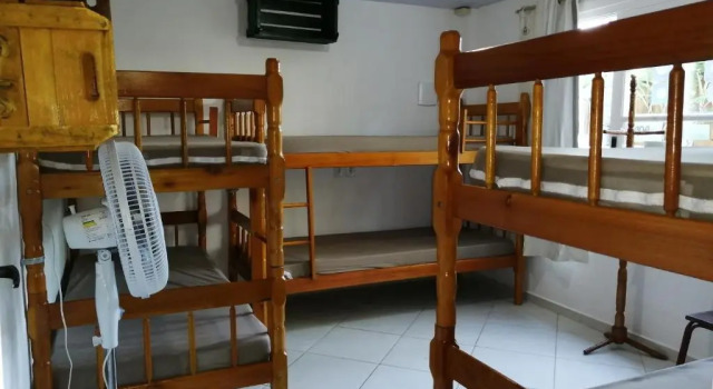 Кровать в общем номере Hostel Casa Terra