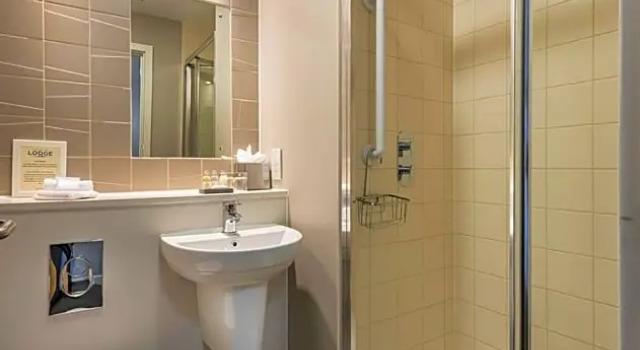 Номер Standard The Lodge Hotel