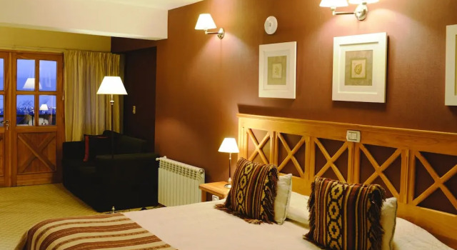 Полулюкс с балконом Altos Ushuaia Hotel & Resto
