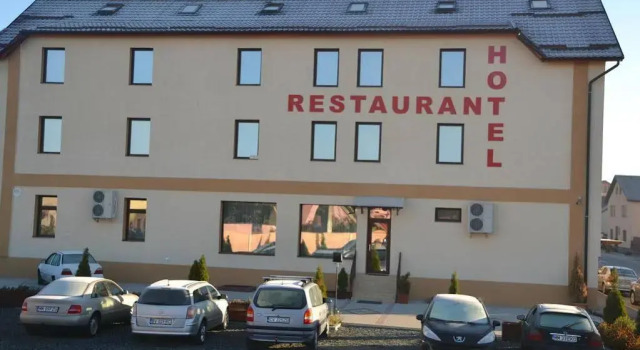 Hotel Stefani, Rezervovat Hotel Hotely v Sibiu County se snídaní, Snídaně