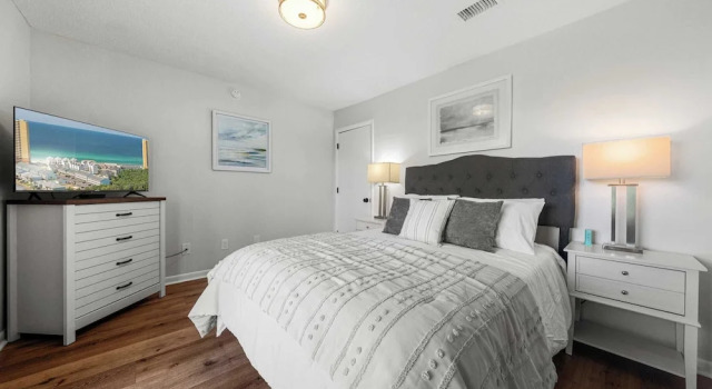 Gulf Walk by Avantstay West End Coastal Escape Renovated 1BR Condo Shared Pool & Beach Access, Забронировать Апартаменты/квартира Панама-Сити Панхэндл Флорида