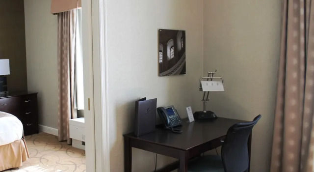 The Marcum Hotel & Conference Center, Rezerwuj Hotel Hotele w Oxford ze śniadaniem, Śniadanie