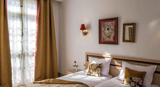 Номер Superior Majestic Hotel