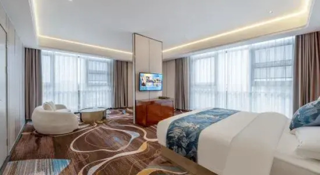 Люкс Grand Colorful Global Hotel