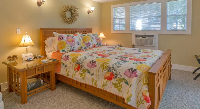 Meranova Guest Inn, Buchen Sie Pension Dunedin Pinellas County