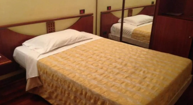 Hotel Sirenella, Забронировать Отель Отели Генуи с парковкой, Парковка
