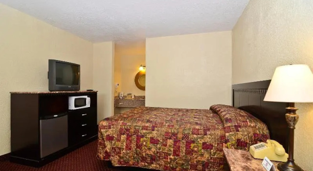 Номер Standard Americas Best Value Inn Refugio