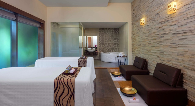 Radisson Blu Plaza Hotel Mysore, Varaa Hotelli Mysore Bangalore