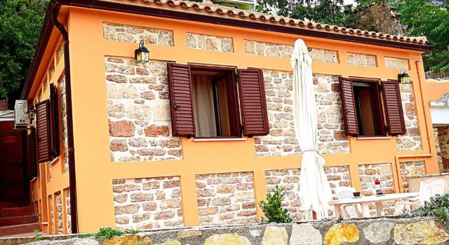 Tilemachos Traditional House, Забронировать Отель Отели периферии Ионических островов с парковкой, Парковка