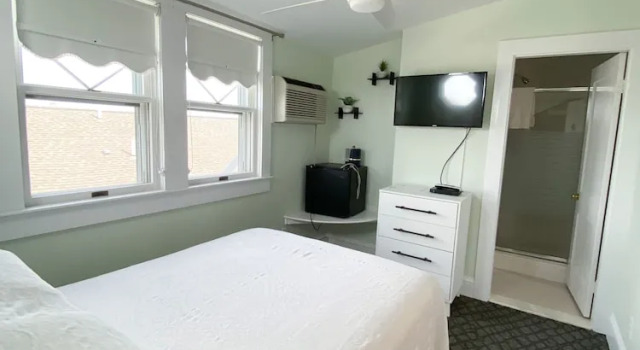 Одноместный номер Comfort By The Sea Guests Bed & Breakfast and Suites