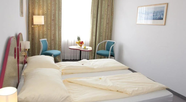 Seminarhotel Göttlesbrunn, Book Hotel Göttlesbrunn Lower Austria