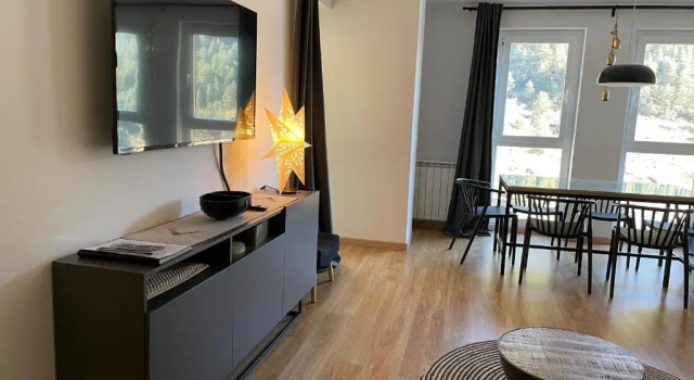 Modern and cozy apartment in Arinsal with views - Vall del nord, Buchen Sie Ferienwohnung Arinsal Vallnord Ski Resort