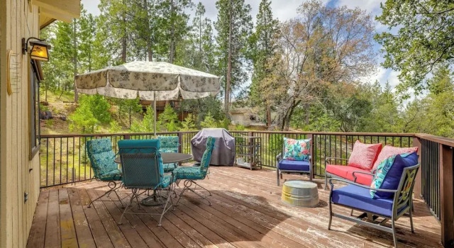 Serene Groveland Cabin Rental Near Yosemite, Забронировать Дом для отпуска Гровленд Stanislaus National Forest