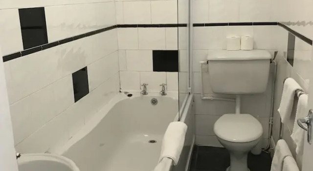 Номер Deluxe Rooms at The Highcliffe