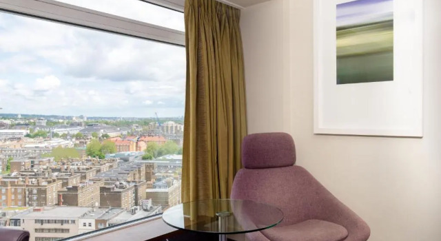 Двухместный номер Superior Hilton London Metropole