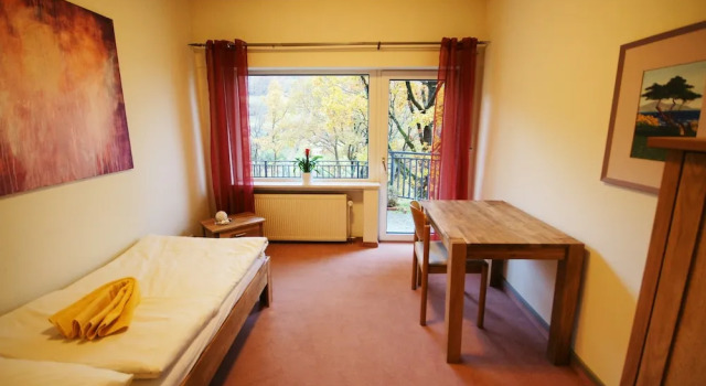Seminarhaus am Liebfrauenberg, Prenota Hotel Haintchen Taunus
