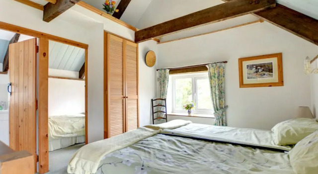 Quaint Holiday Home in Whitland With Garden, Reservar Hotel Lampeter Velfrey Glamorgan