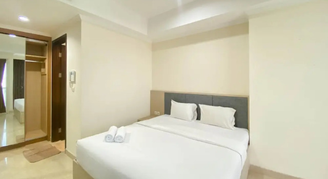 Spacious And Combined 2Br At Menteng Park Apartment, Prenota Appartamento Menteng 