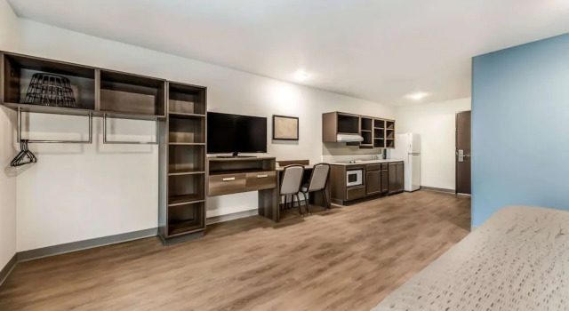 Номер Classic WoodSpring Suites Charlotte - University Research Park