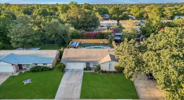 Коттедж с 4 комнатами 4BR 2B Home With Pool, Hot Tub, Fire Pit