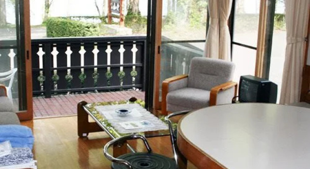 Lakeside Yamanoie, Book Hotel  