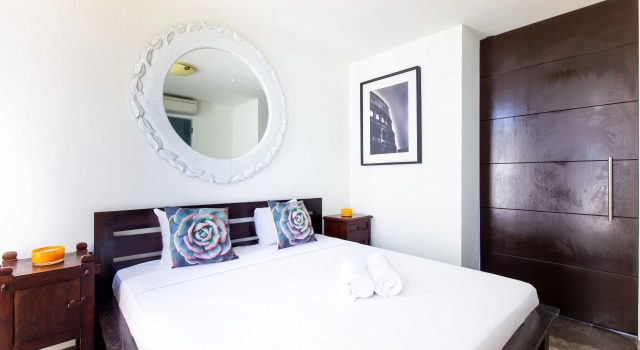 Amazing Sea View Penthouse W/ Private Rooftop, Rezerwuj Hotel Hotele w Punda z basenem, Basen