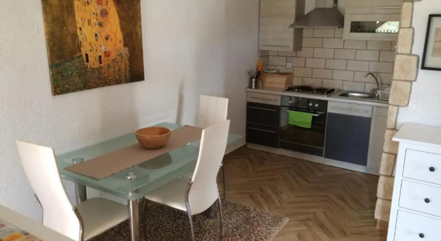 Апартаменты с видом на бассейн Apartments Brioni-Blick