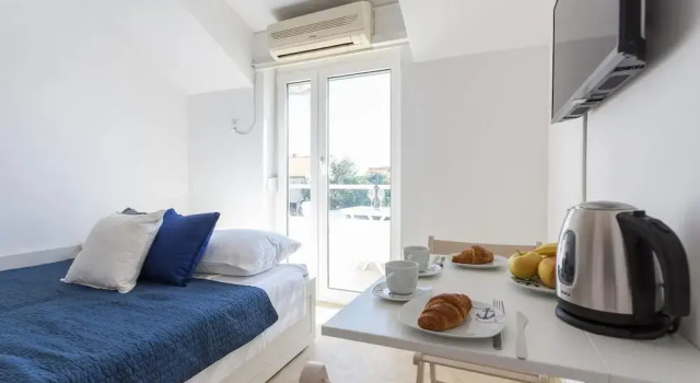 Студия Classic Studio Apartman Blue View