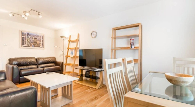 Modern 2 bed in the Isle of Dogs, Забронировать Отель Отели Англии 3 звезды, 3*