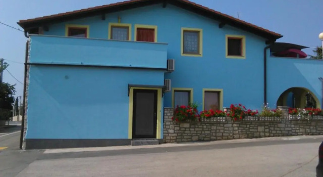 Апартаменты Цокольный этаж Apartments Ljubic