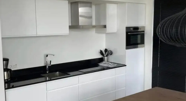 Sustainable Holiday Home on the Ijsselmeer, Забронировать Дом для отпуска Отели в центре Энкхейзен, в центре