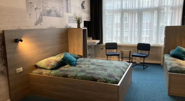 Habitación cuádruple Económica Hotel Poseidon