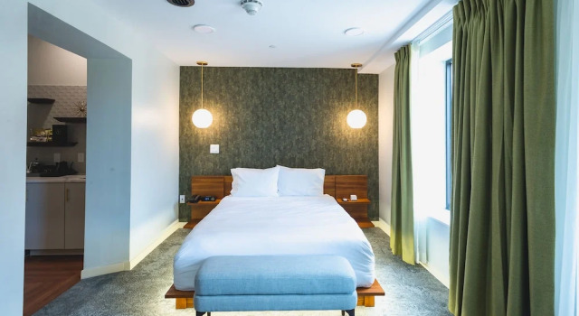 Номер Standard The Vault Hotel