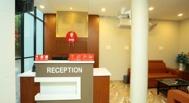 OYO 16417 Zahir Residency