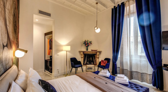 Little Queen Pantheon Residence