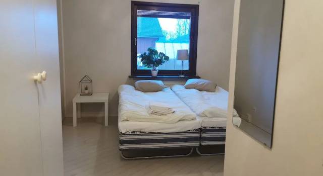 Gästis i Floby AB, Book Hotel  
