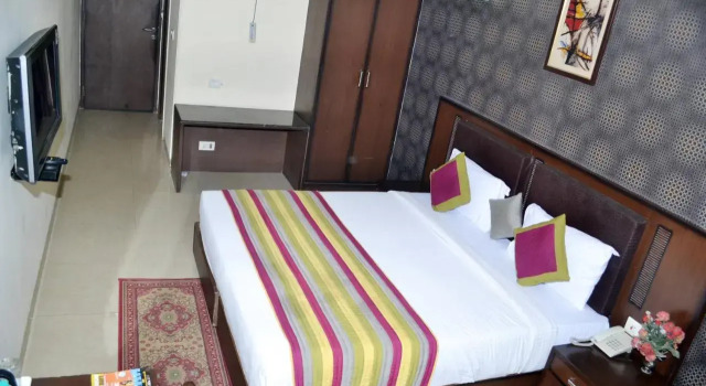 Hotel The Caves
