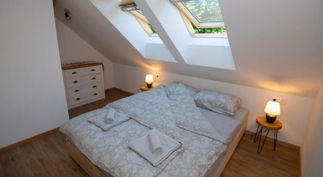 Amazing Home in Vrhnika With Wifi and 2 Bedrooms, Забронировать Отель Отели Среднесловенского региона 3 звезды, 3*