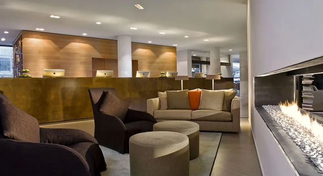 Wyndham Berlin Excelsior, Reservar Hotel Hotéis em Charlottenburg com estacionamento, Estacionamento